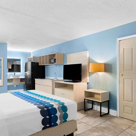 Suburban Studios by Choice Hotels: New Rooms with Kitchens & Premium Amenities Brunswick Exterior photo